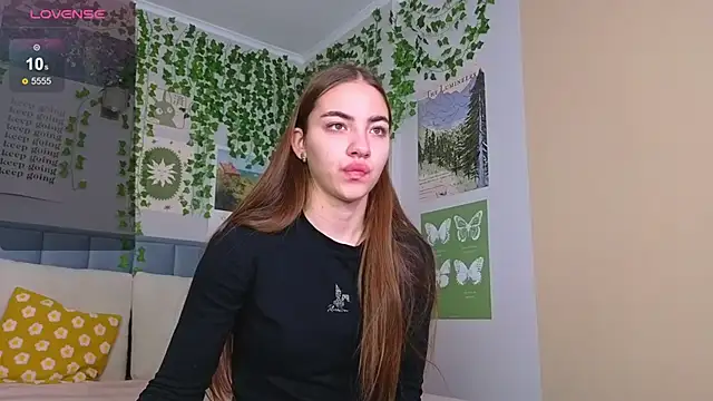 Snapshot of Ashley_Pierce chatting on 10.11.25 Ashley Pierce online show from 10.11.25