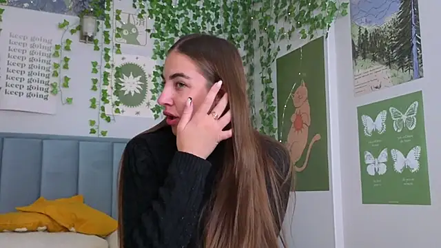 Snapshot of Ashley_Pierce chatting on 11.09.25 Ashley Pierce online show from 11.09.25