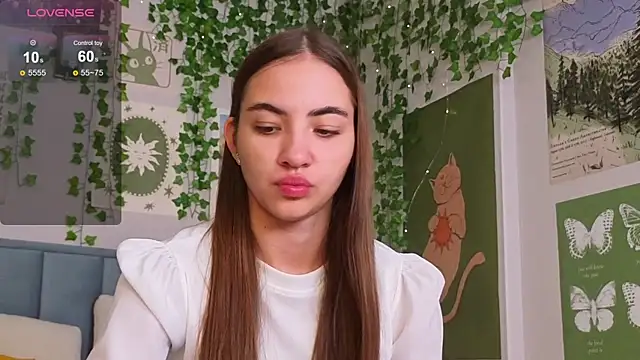 Snapshot of Ashley_Pierce chatting on 11.17.25 Ashley Pierce online show from 11.17.25