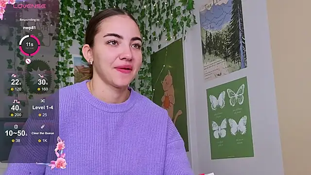 Snapshot of Ashley_Pierce chatting on 11.25.25 Ashley Pierce online show from 11.25.25