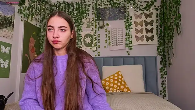 Snapshot of Ashley_Pierce chatting on 12.05.25 Ashley Pierce online show from 12.05.25