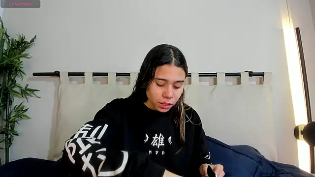 Rachell criss online show from 04.29.26