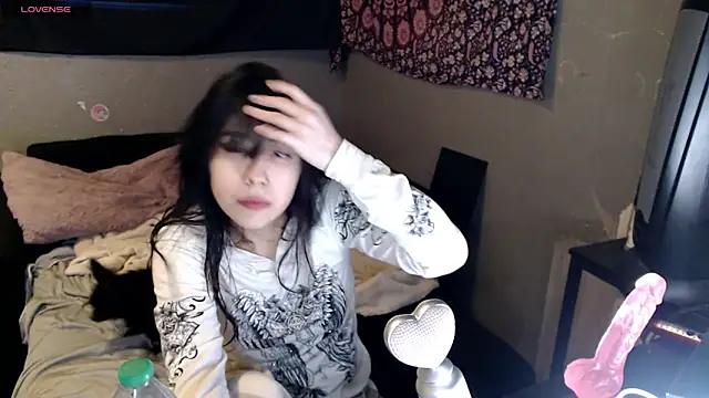 London Ray online show from 01.17.26