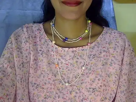 zara Khan0 online show from 09.11.25