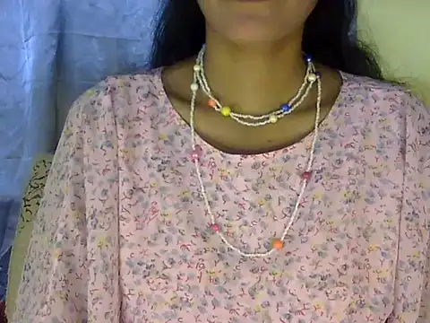 zara Khan0 online show from 09.11.25