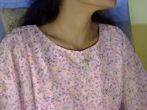 zara Khan0 online show from 09.19.25