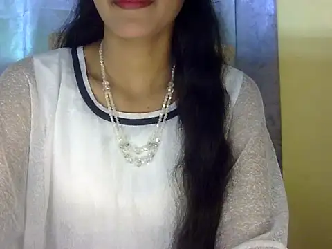 zara Khan0 online show from 09.24.25