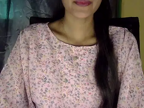 zara Khan0 online show from 11.15.25