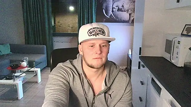 Dartanjanas13 online show from 02.18.26