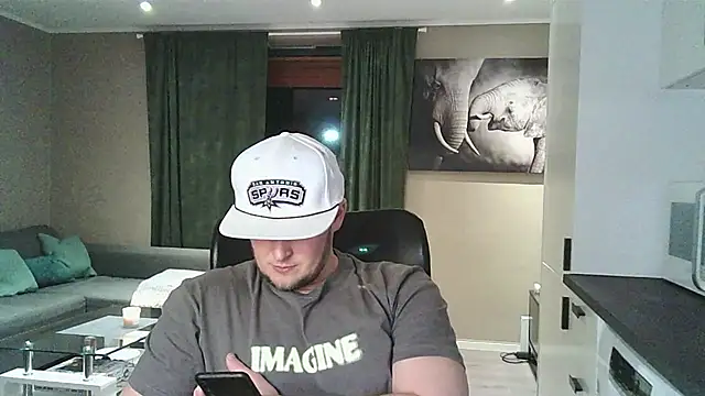 Dartanjanas13 online show from 02.28.26