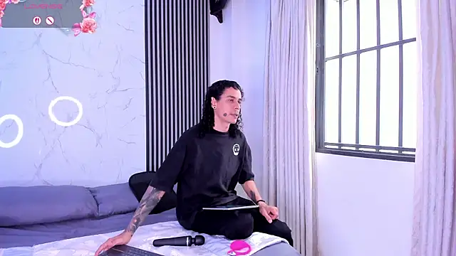 JackAndRosse  online show from 02.17.26