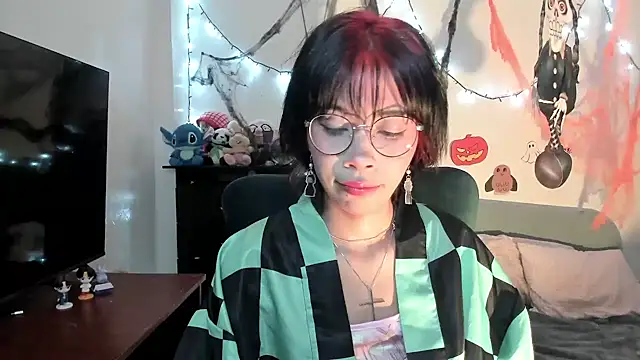 dolliette24 online show from 10.24.25