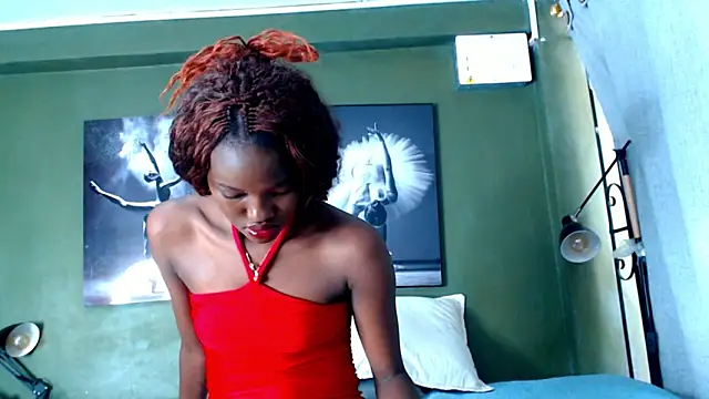 Evaa 18 online show from 10.08.25