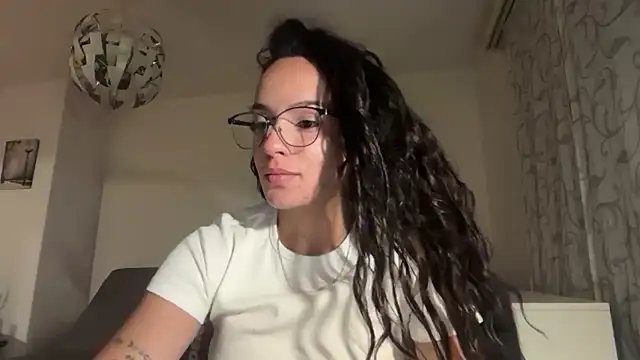 Maia Park online show from 05.09.26