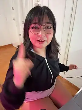 Lolii Zoe online show from 01.08.26