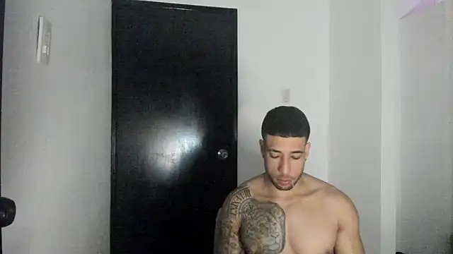 Snapshot of ThiagoLugo chatting on 06.02.26 ThiagoLugo online show from 06.02.26