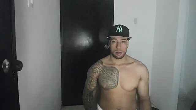 Snapshot of ThiagoLugo chatting on 06.17.26 ThiagoLugo online show from 06.17.26