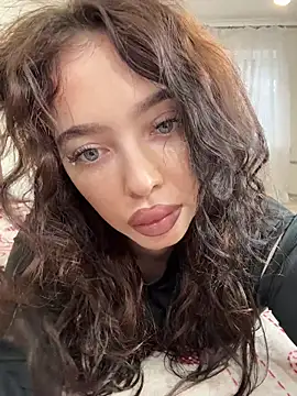 Hannah xBaby online show from 12.20.25