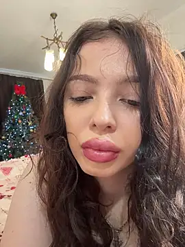 Hannah xBaby online show from 01.08.26