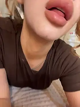 Hannah xBaby online show from 06.25.26