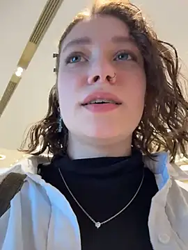 lucy-joy online show from 09.29.25