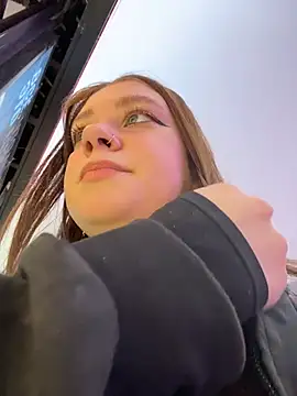 lucy-joy online show from 02.08.26