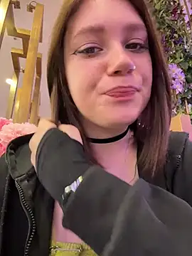 lucy-joy online show from 03.05.26