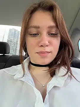 Snapshot of lucy-joy chatting on 05.16.26 lucy-joy online show from 05.16.26
