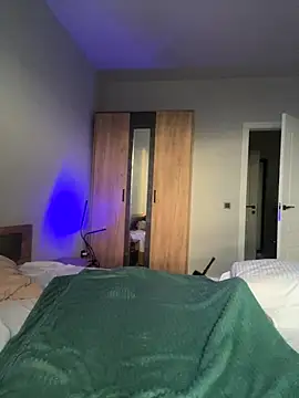 Snapshot of tammy_gun chatting on 10.09.25 tammy gun online show from 10.09.25