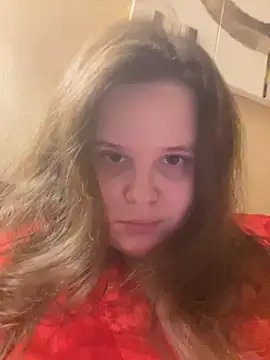 Snapshot of MariaMirabella chatting on 11.04.25 MariaMirabella online show from 11.04.25