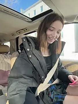 DollyTall online show from 02.15.26