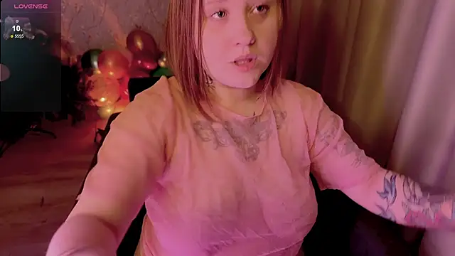 Snapshot of NaomiRey1 chatting on 01.17.26 NaomiRey1 online show from 01.17.26