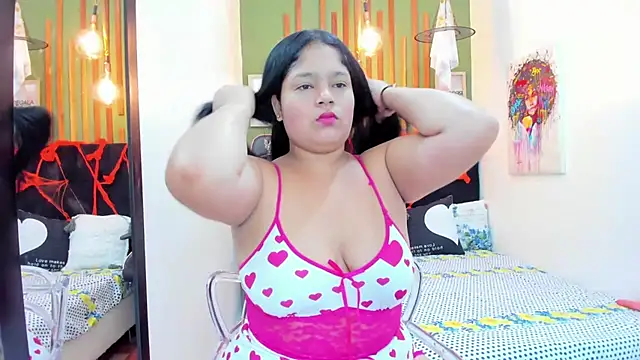 Laura Sex19 online show from 10.18.25