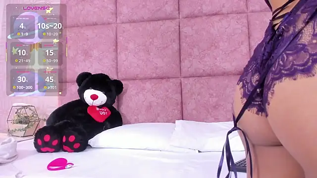 Snapshot of AmyStar1 chatting on 05.23.26 AmyStar1 online show from 05.23.26
