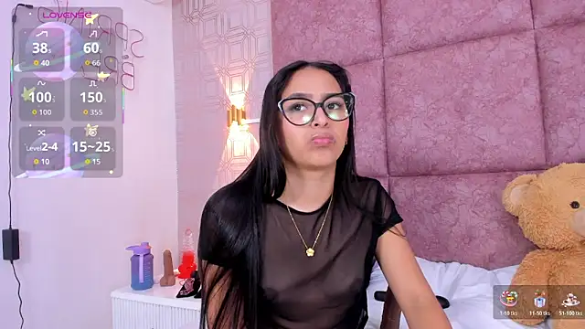 Snapshot of AmyStar1 chatting on 05.29.26 AmyStar1 online show from 05.29.26