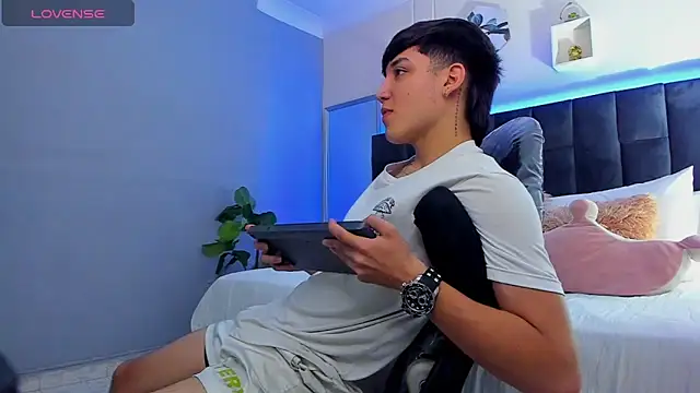 Ares di martin online show from 09.17.25