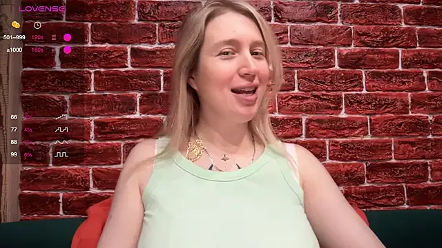 CitrusBlissss online show from 12.17.25