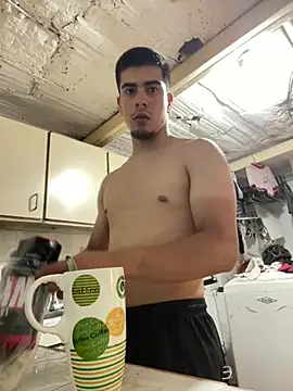 Snapshot of Owen_2408 chatting on 04.04.26 Owen 2408 online show from 04.04.26