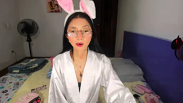 Anais lux online show from 04.30.26