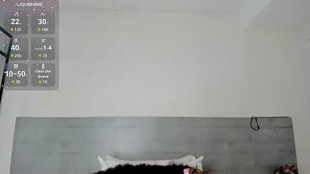 sunnyWhitee online show from 07.31.26