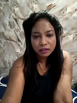 hornyzinia123 online show from 04.24.26
