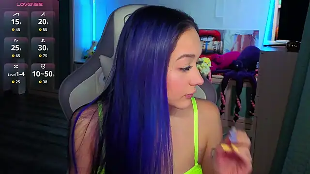 Im suka online show from 12.04.25