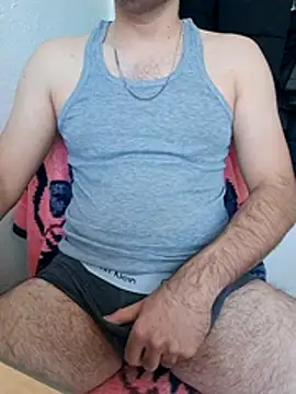 Snapshot of esmerkralkobra chatting on 02.20.26 esmerkralkobra online show from 02.20.26