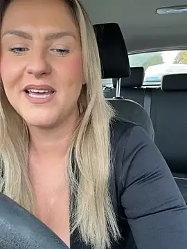 Charleigh xx online show from 10.10.25