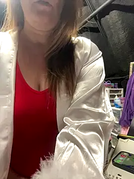 Snapshot of bigb00tycass chatting on 12.17.25 bigb00tycass online show from 12.17.25