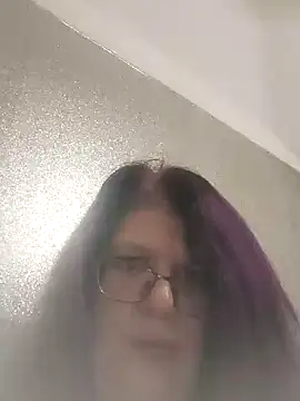 Snapshot of Essex-DemiX chatting on 03.28.26 Essex-DemiX online show from 03.28.26