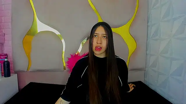 Snapshot of venusmorgan chatting on 10.09.25 venusmorgan online show from 10.09.25