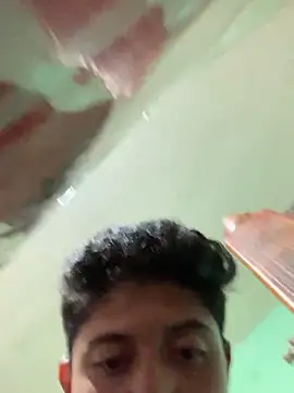 Snapshot of PerraAsquerosa_ chatting on 12.14.25 PerraAsquerosa online show from 12.14.25