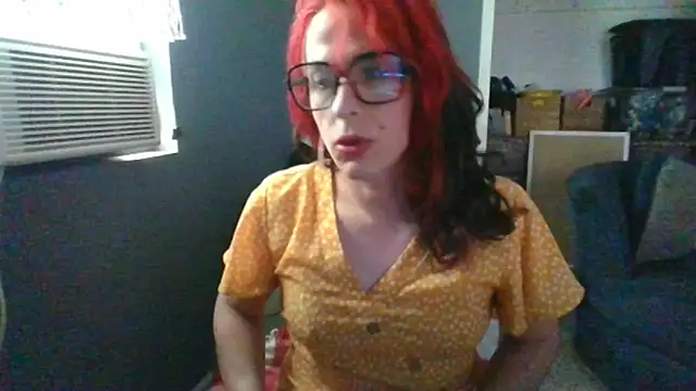 Snapshot of mayra_mayhem chatting on 03.26.26 mayra mayhem online show from 03.26.26