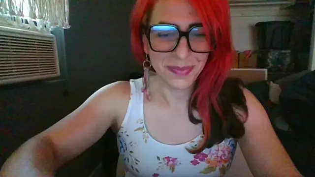 Snapshot of mayra_mayhem chatting on 04.10.26 mayra mayhem online show from 04.10.26